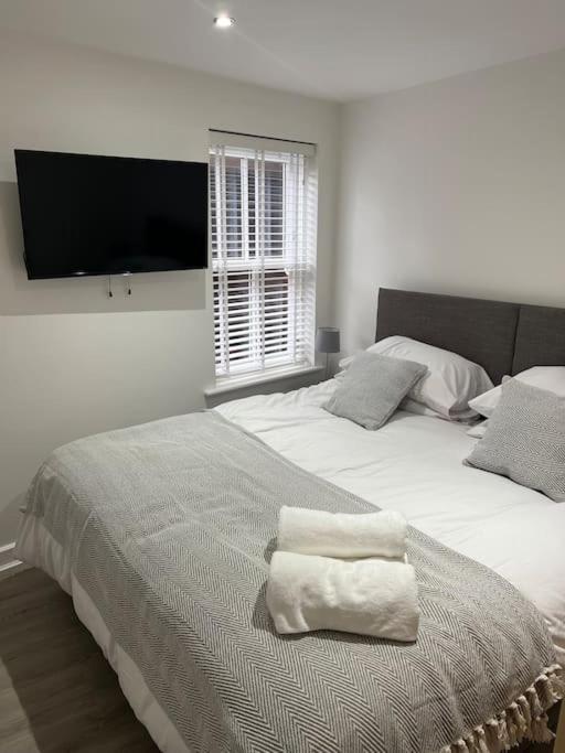 Luxury Town Centre Apartment Walking Distance To Rsc Theatre Стратфорд на Ейвън Екстериор снимка
